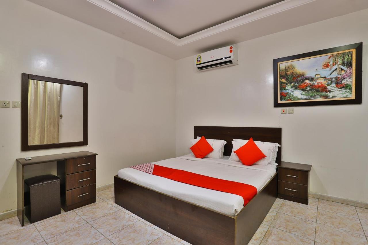 Oyo 301 Asfrine Hotel Apartment Tabuk Bagian luar foto