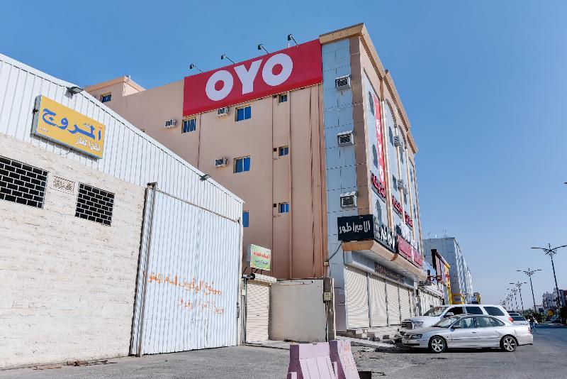 Oyo 301 Asfrine Hotel Apartment Tabuk Bagian luar foto