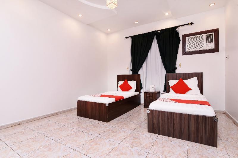 Oyo 301 Asfrine Hotel Apartment Tabuk Bagian luar foto