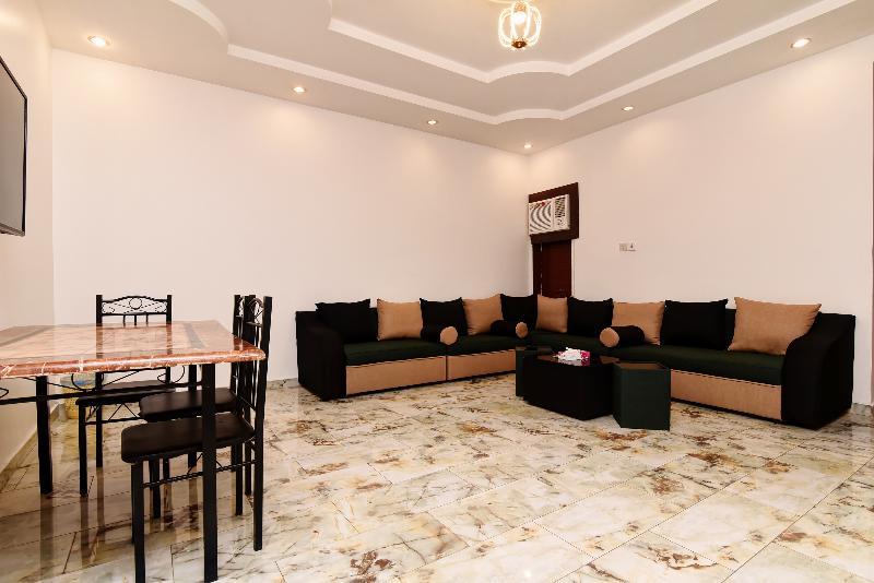 Oyo 301 Asfrine Hotel Apartment Tabuk Bagian luar foto