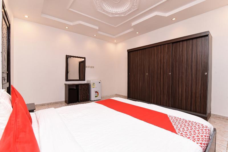 Oyo 301 Asfrine Hotel Apartment Tabuk Bagian luar foto